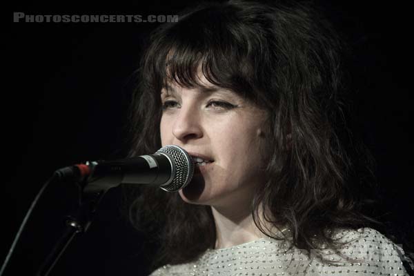 JESCA HOOP - 2010-03-29 - PARIS - La Maroquinerie - 